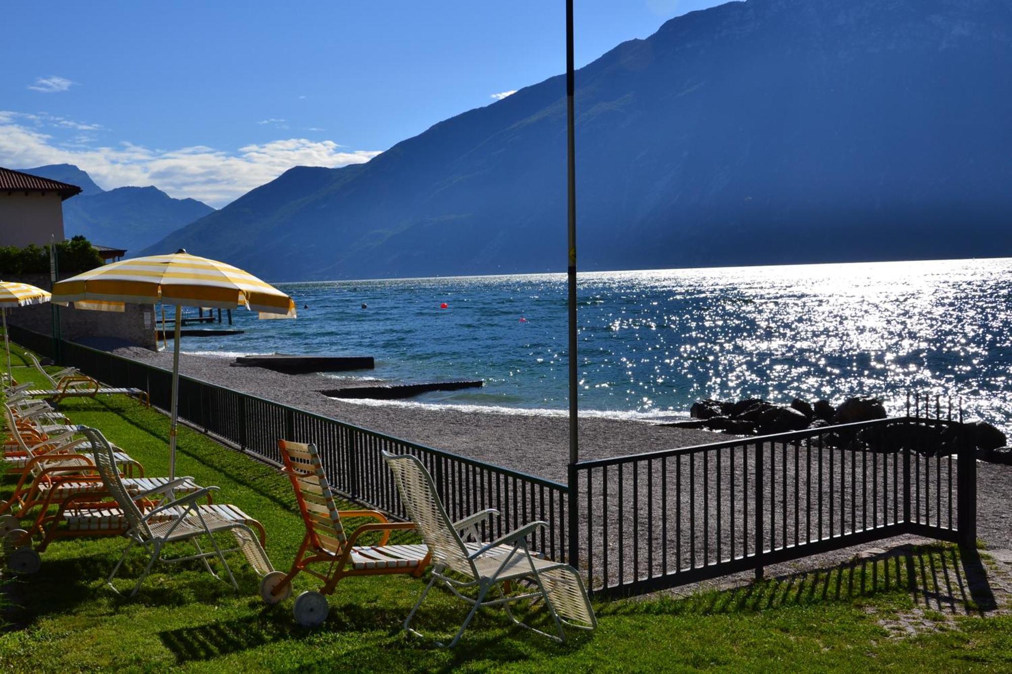 Residence San Luigi Limone sul Garda Luaran gambar