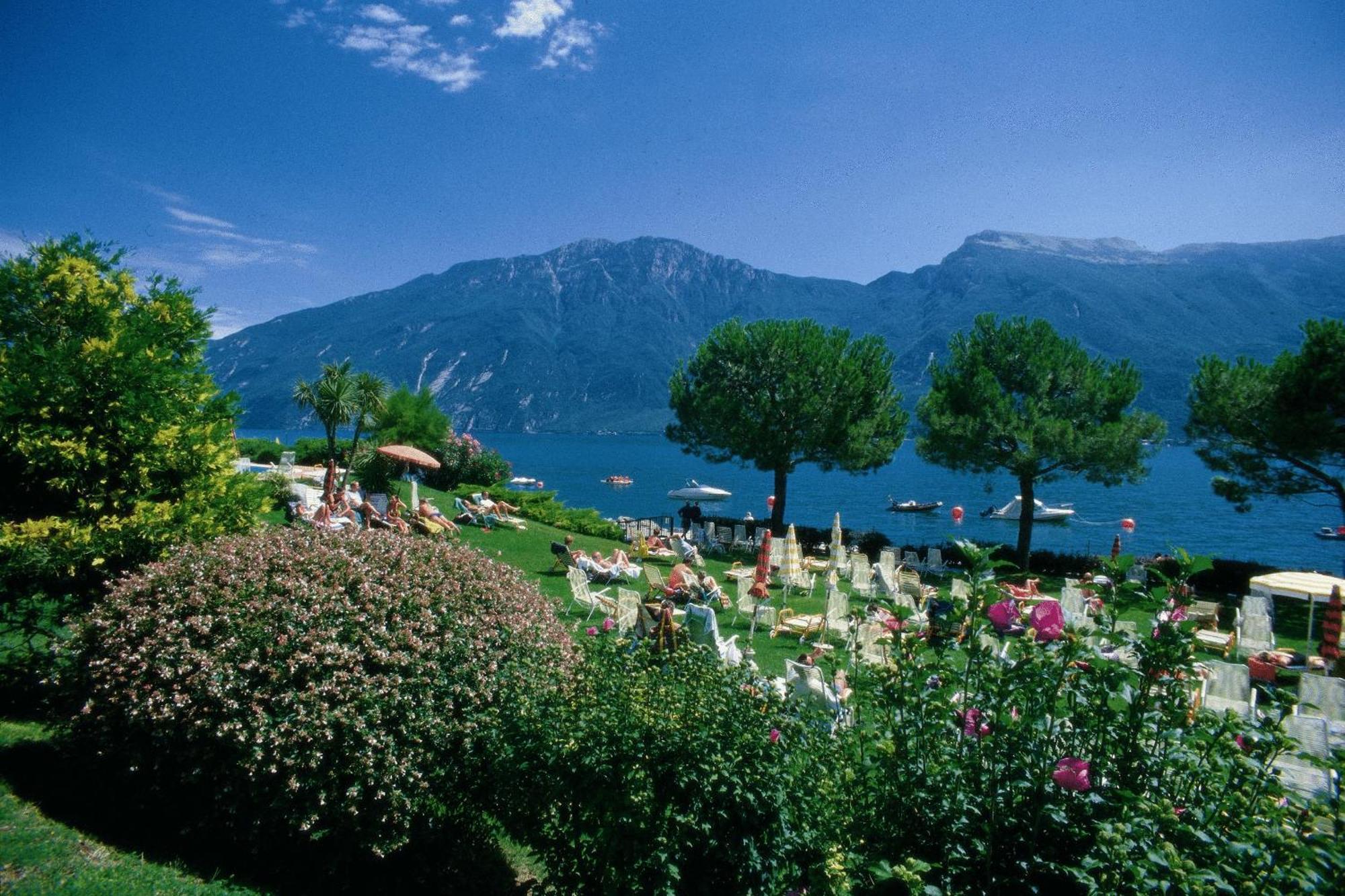 Residence San Luigi Limone sul Garda Luaran gambar