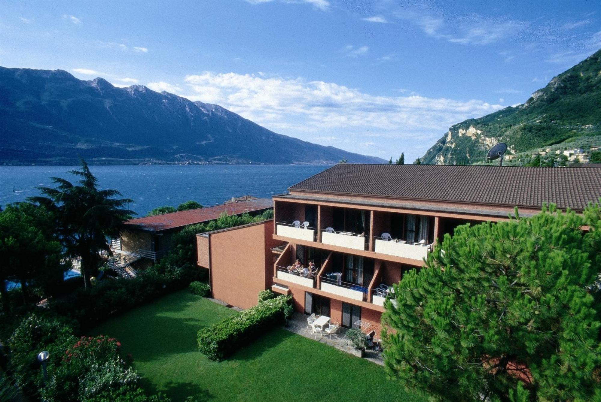 Residence San Luigi Limone sul Garda Luaran gambar
