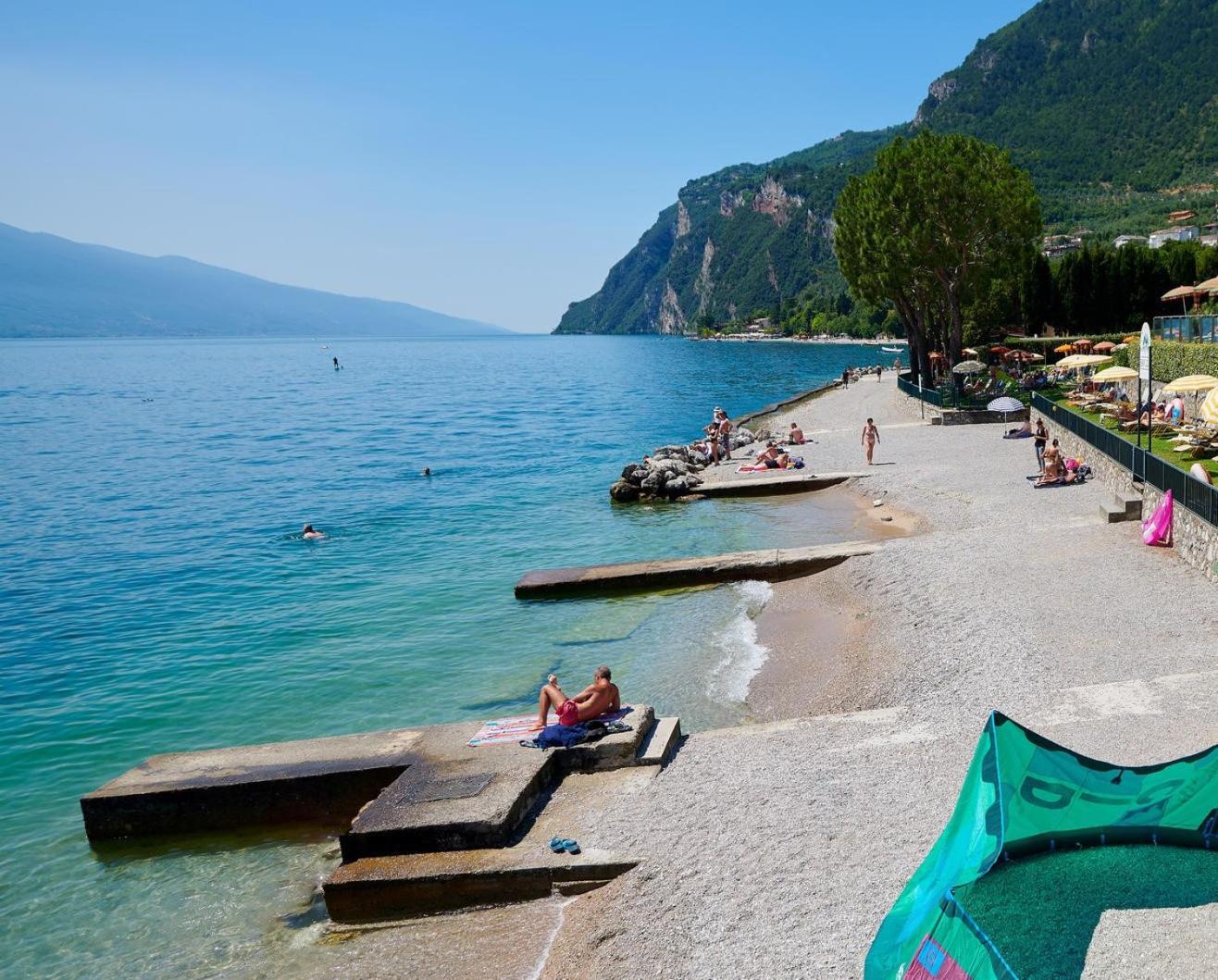 Residence San Luigi Limone sul Garda Luaran gambar