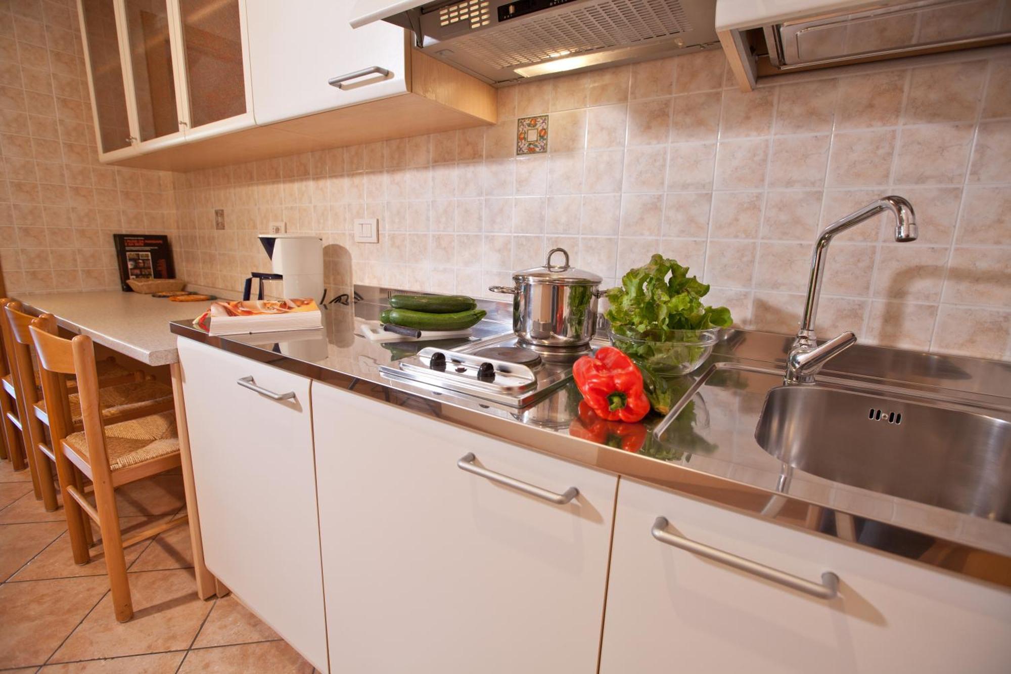 Residence San Luigi Limone sul Garda Luaran gambar