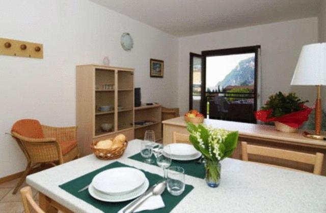 Residence San Luigi Limone sul Garda Luaran gambar